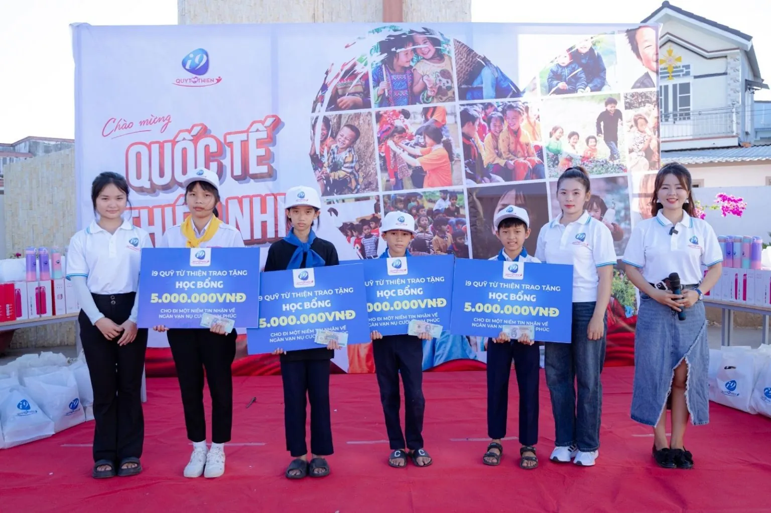 Hình ảnh minh họa các giá trị cốt lõi của KL99: minh bạch, công bằng và trách nhiệm.